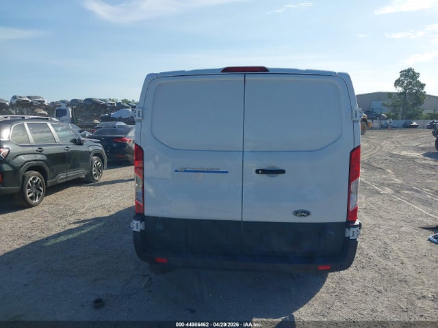 Ford E-transit-350