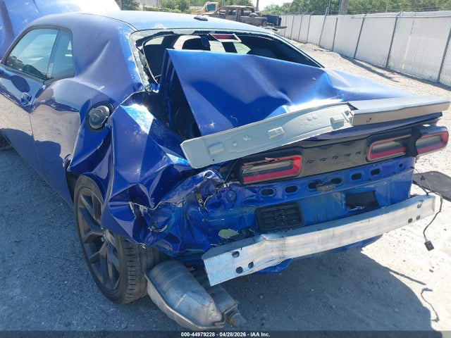 Dodge Challenger Sxt