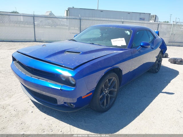 Dodge Challenger Sxt
