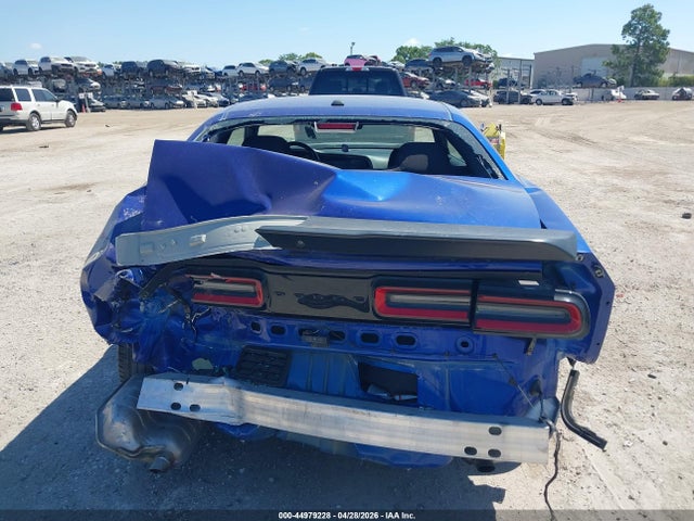 Dodge Challenger Sxt