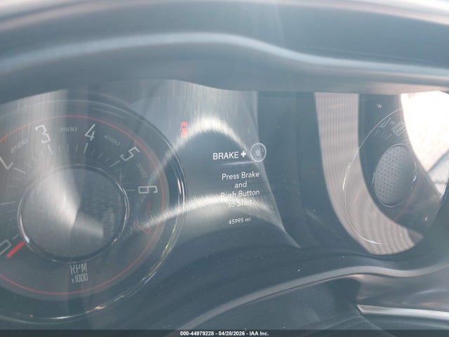 Dodge Challenger Sxt