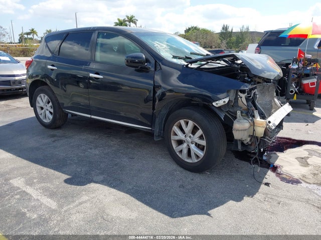 Salvage Nissan Murano Image