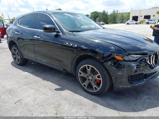 Salvage Maserati Levante Image