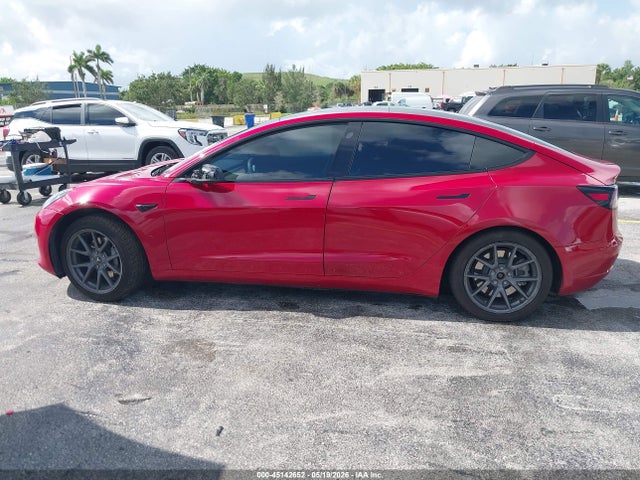 Tesla Model 3 Long Range