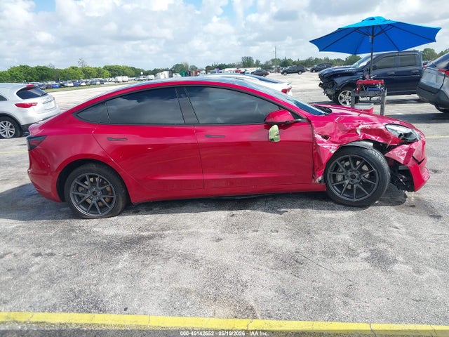 Tesla Model 3 Long Range