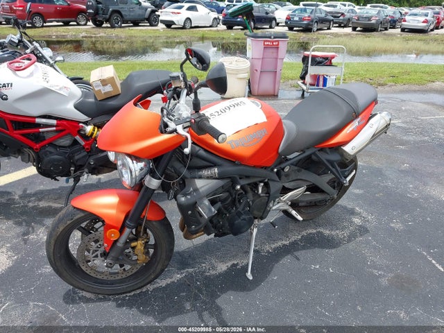 Triumph Street Triple R