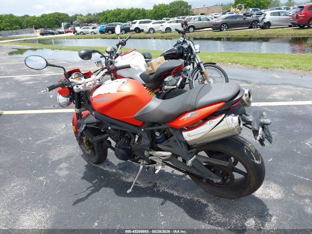 Triumph Street Triple R