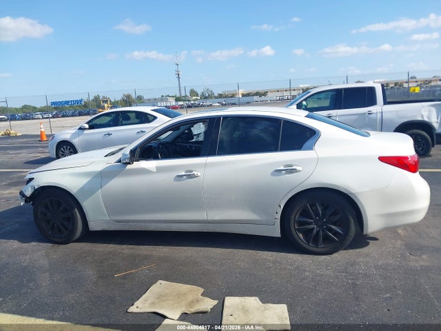 INFINITI Q50 3.0t Premium