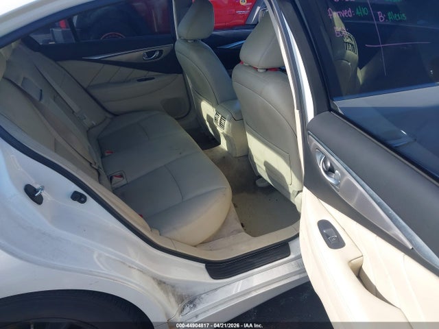 INFINITI Q50 3.0t Premium