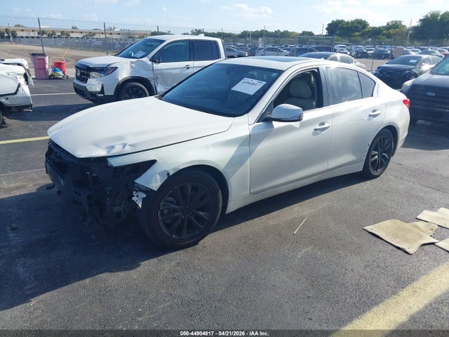 INFINITI Q50 3.0t Premium