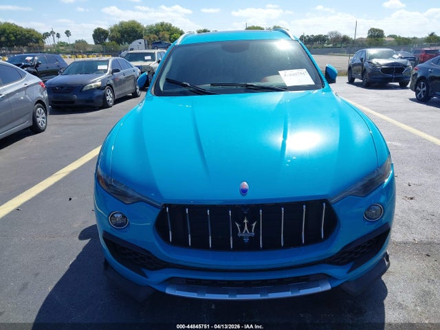 Maserati Levante S