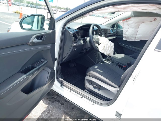 Volkswagen Taos 1.5t Se Black