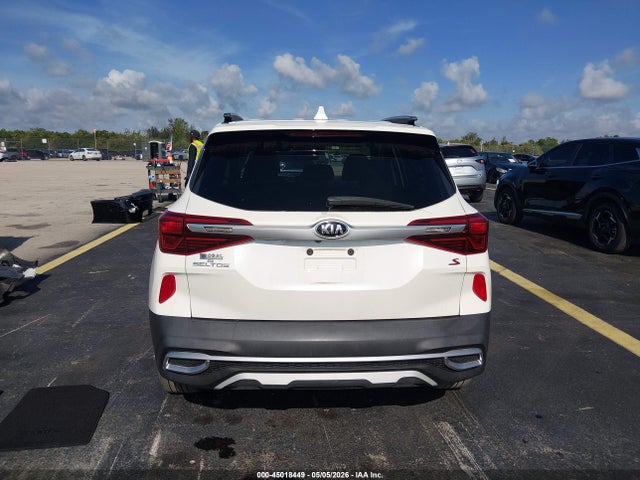 Kia Seltos S
