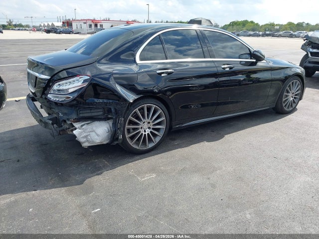 Mercedes-Benz C-Class Sport