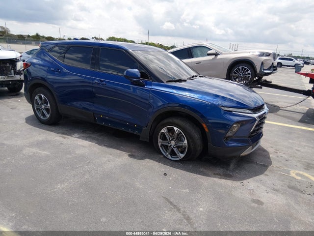 Salvage Chevrolet Blazer Image