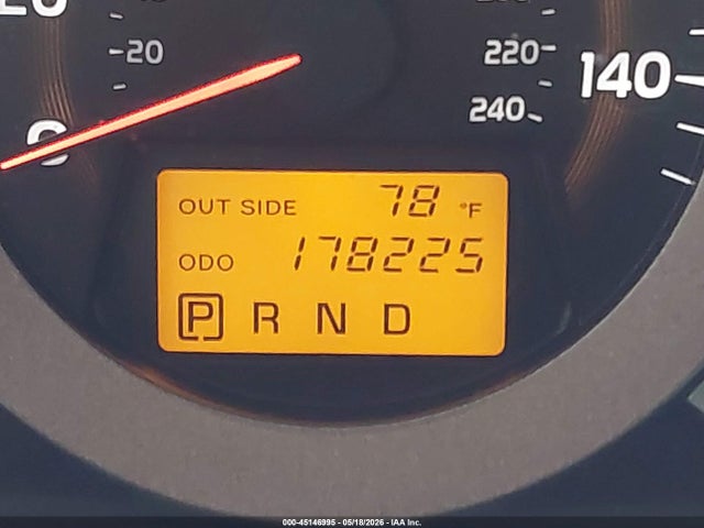 Toyota RAV4 Limited V6