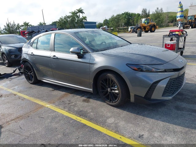 Salvage Toyota Camry Image