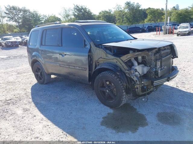 Salvage Honda Pilot Image