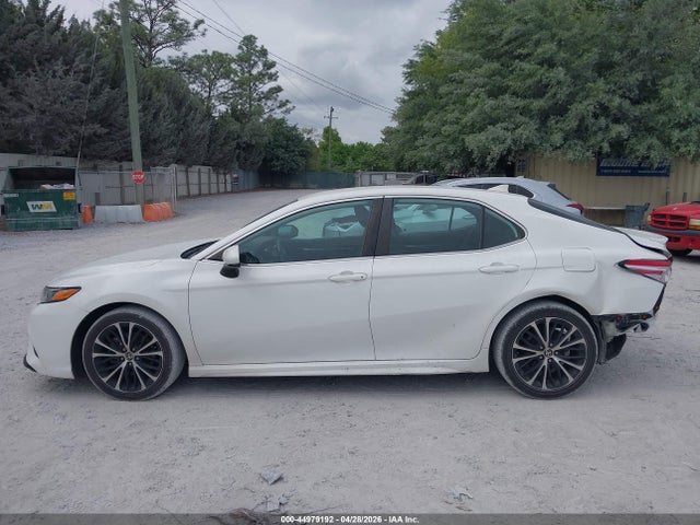 Toyota Camry Se