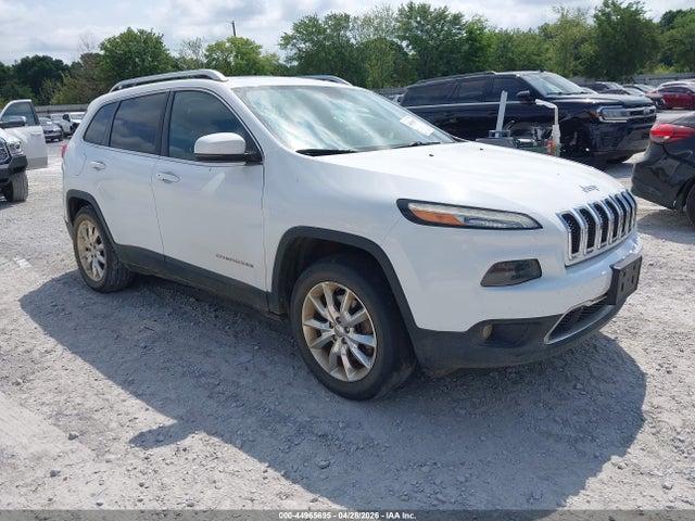 Salvage Jeep Cherokee Image