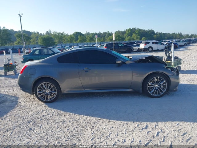 INFINITI Q60