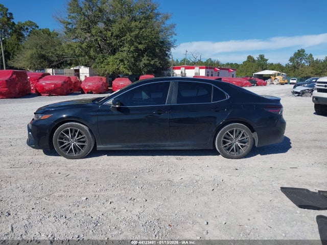 Toyota Camry Se