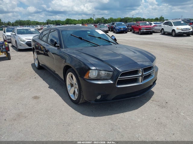 Dodge Charger Sxt