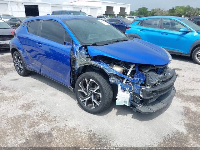 Salvage Toyota C-HR Image