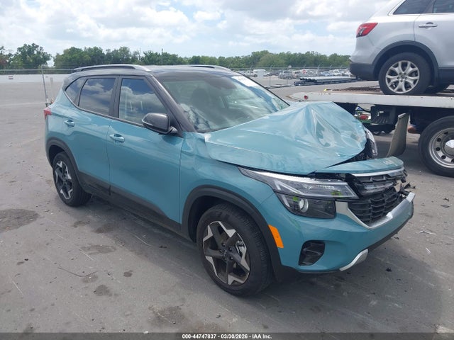 Salvage Kia Seltos Image