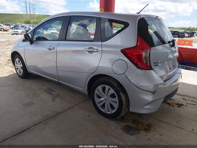 Nissan Versa Sv