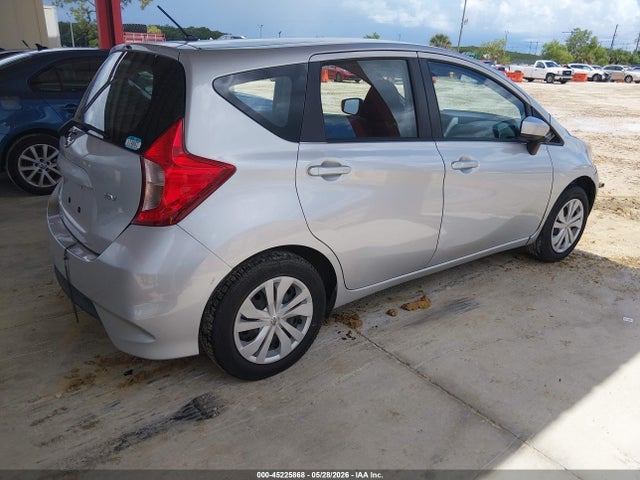 Nissan Versa Sv