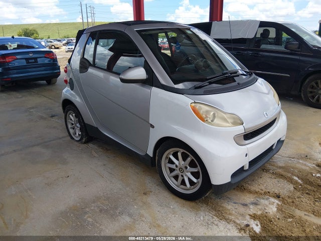 Salvage Smart fortwo Image