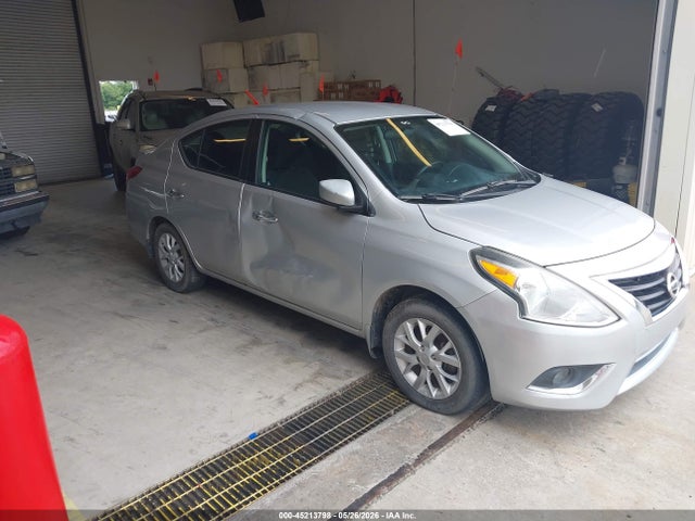 Salvage Nissan Versa Image