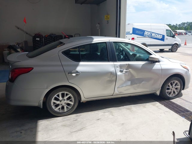 Nissan Versa 1.6 Sv