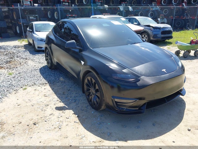 Salvage Tesla Model Y Image