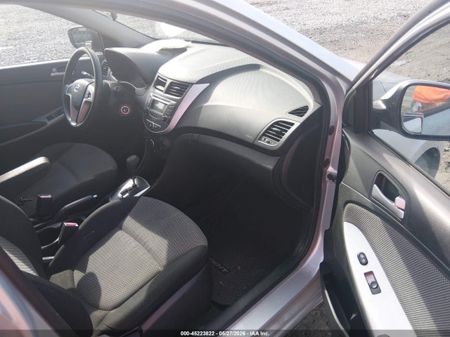 Hyundai ACCENT Gs