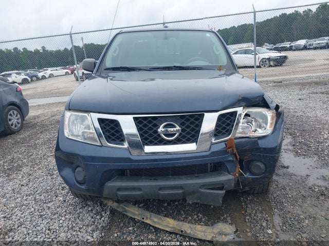 Nissan Frontier Sv