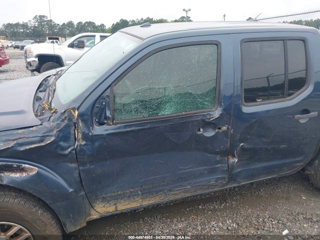 Nissan Frontier Sv