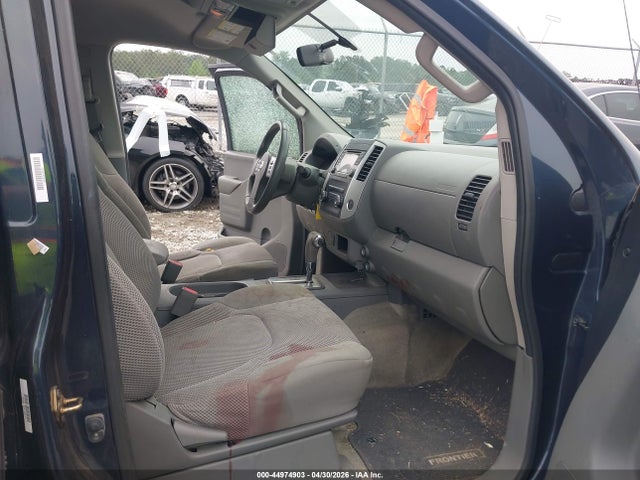 Nissan Frontier Sv