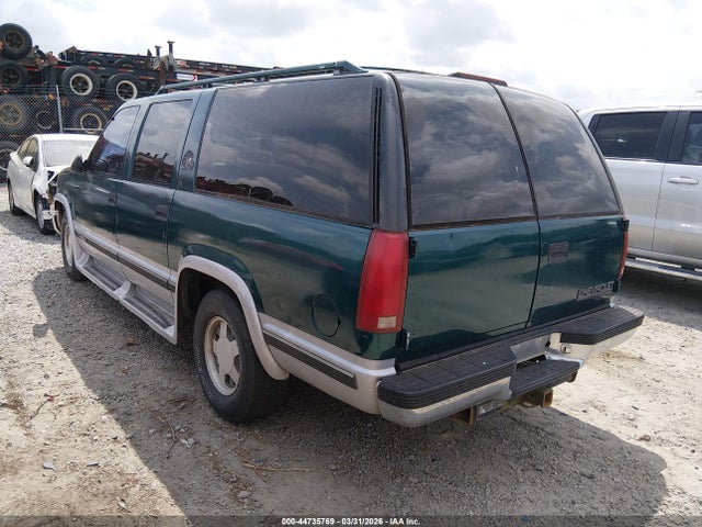 Chevrolet Suburban C1500