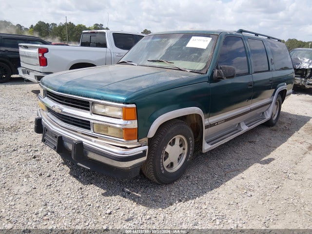 Chevrolet Suburban C1500