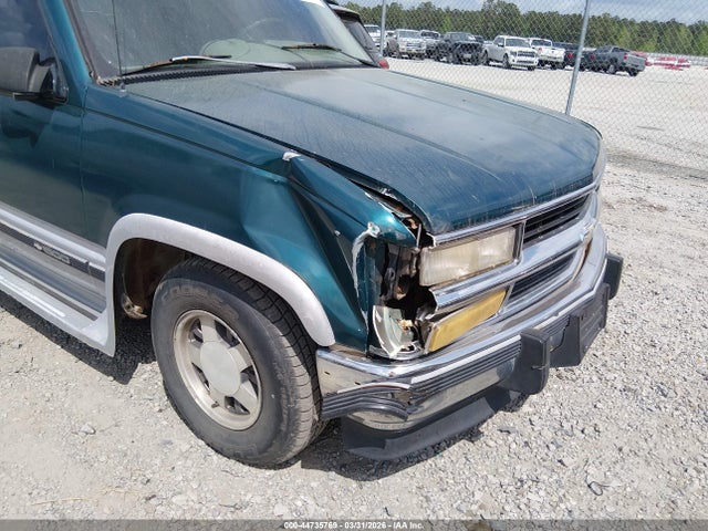 Chevrolet Suburban C1500