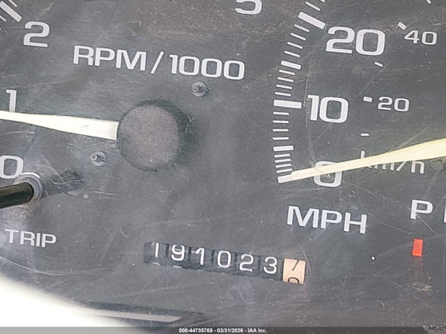 Chevrolet Suburban C1500