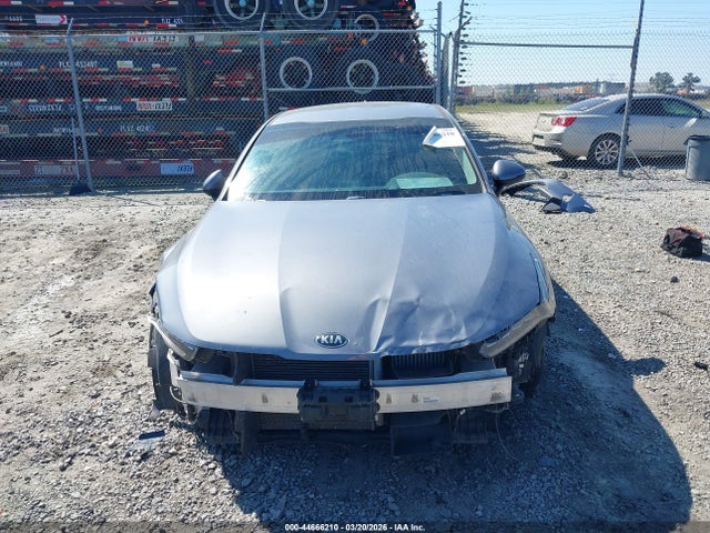 Kia K5 Lx