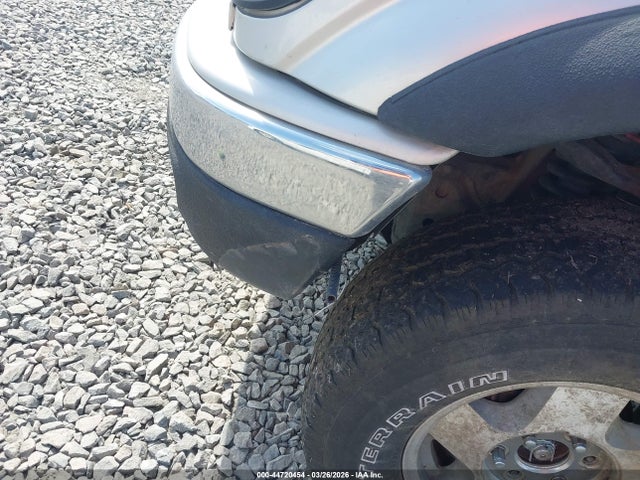 Toyota Tacoma Base V6