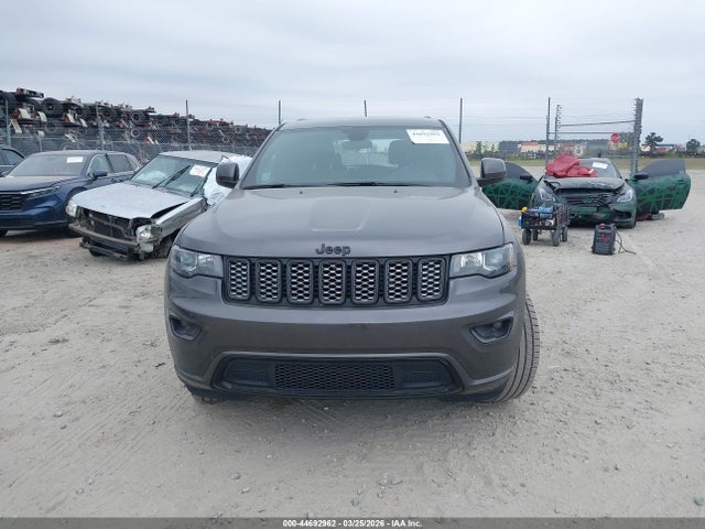 Jeep Grand Cherokee Laredo X 4x2