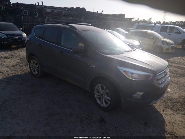 Salvage Ford Escape Image