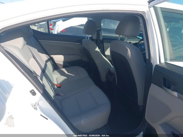 Hyundai ELANTRA Se