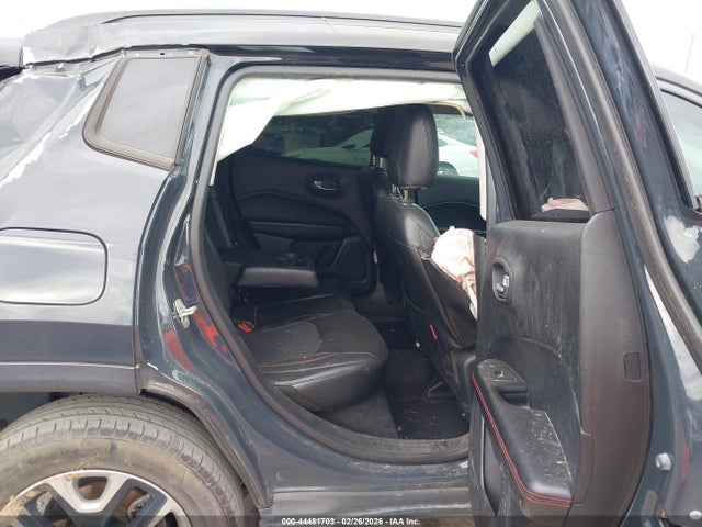 Jeep Compass Trailhawk 4x4