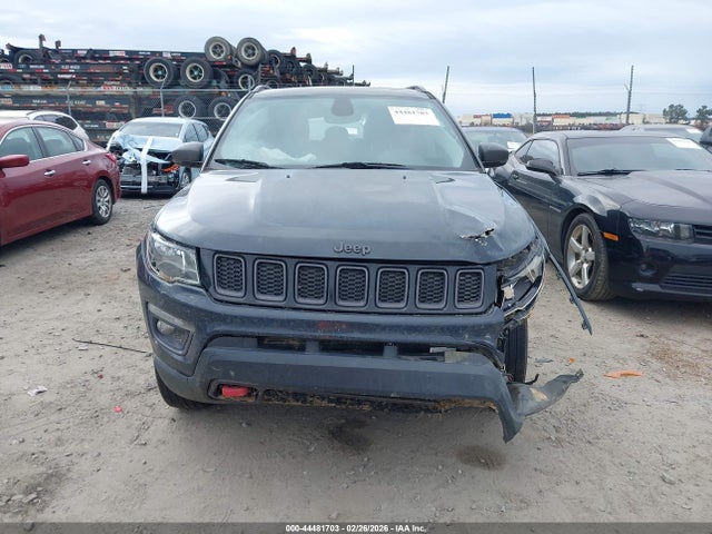 Jeep Compass Trailhawk 4x4